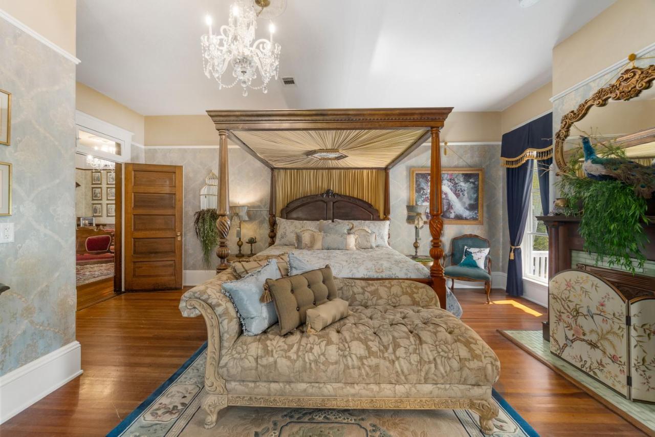 Ross Mansion Bed & Breakfast แฮตตีส์เบิร์ก ภายนอก รูปภาพ