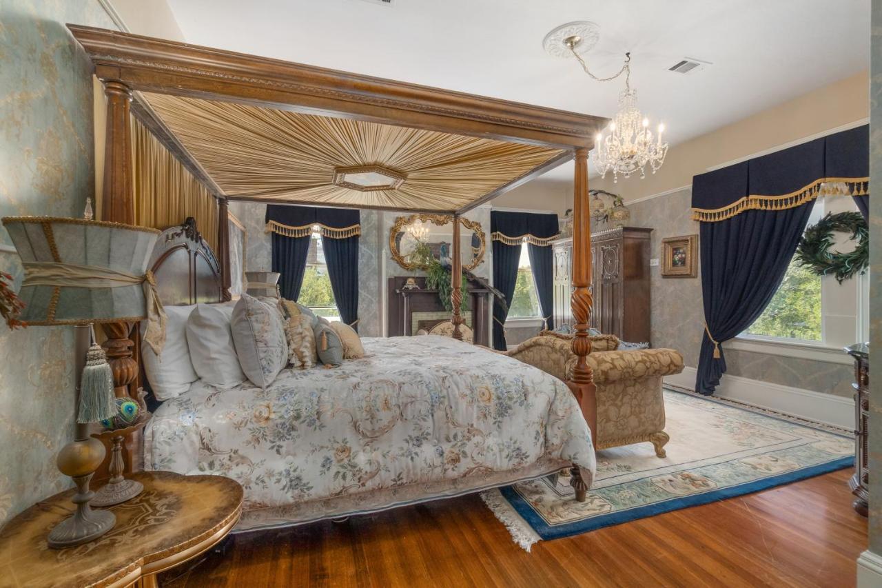 Ross Mansion Bed & Breakfast แฮตตีส์เบิร์ก ภายนอก รูปภาพ