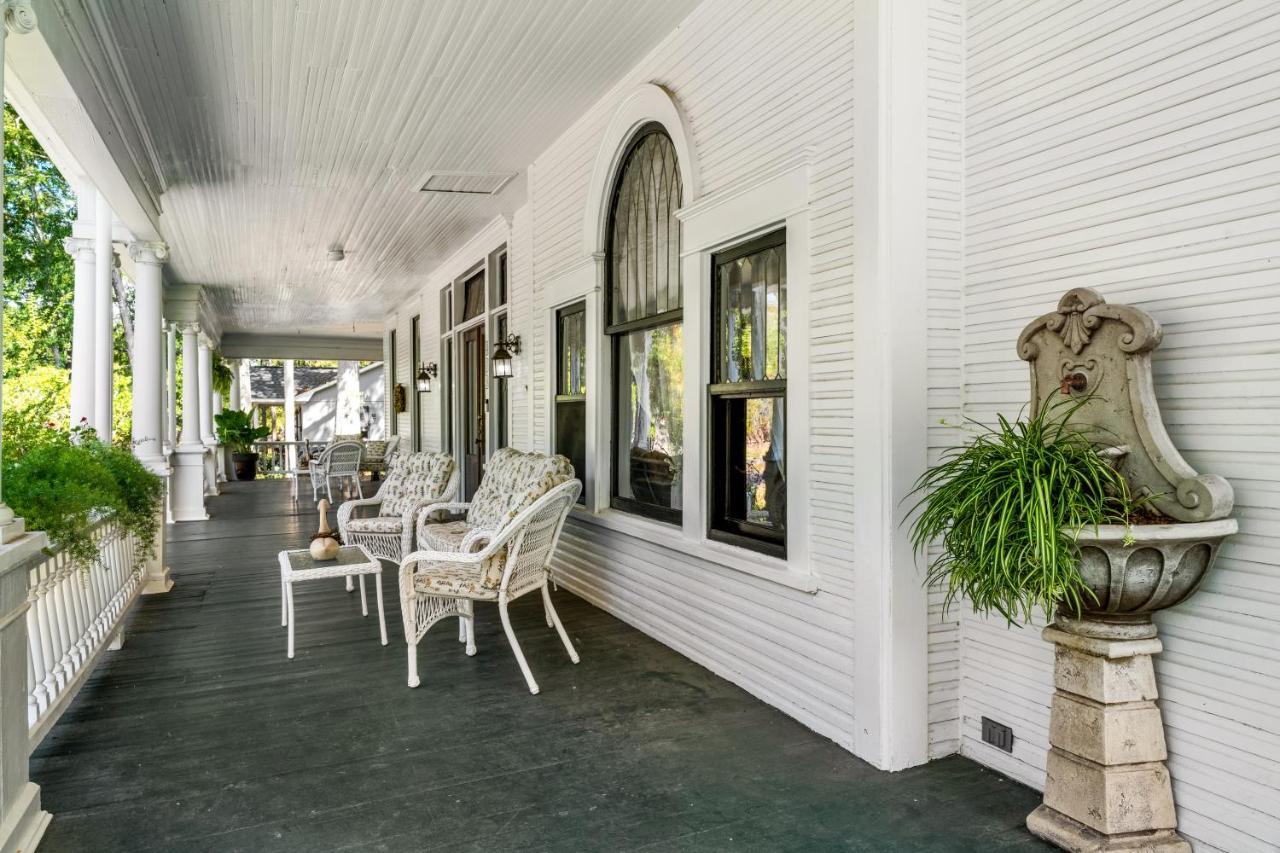 Ross Mansion Bed & Breakfast แฮตตีส์เบิร์ก ภายนอก รูปภาพ